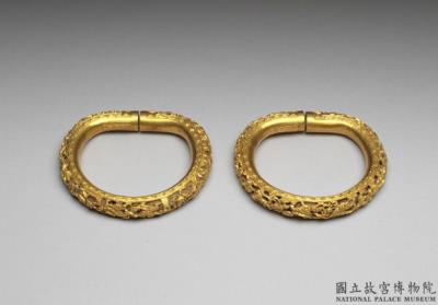 图片[2]-Openwork gold bracelet with figural decoration and filled with agarwood, Qing dynasty (1644-1911)-China Archive